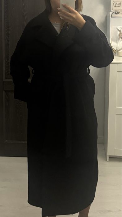 Продам пальто новое