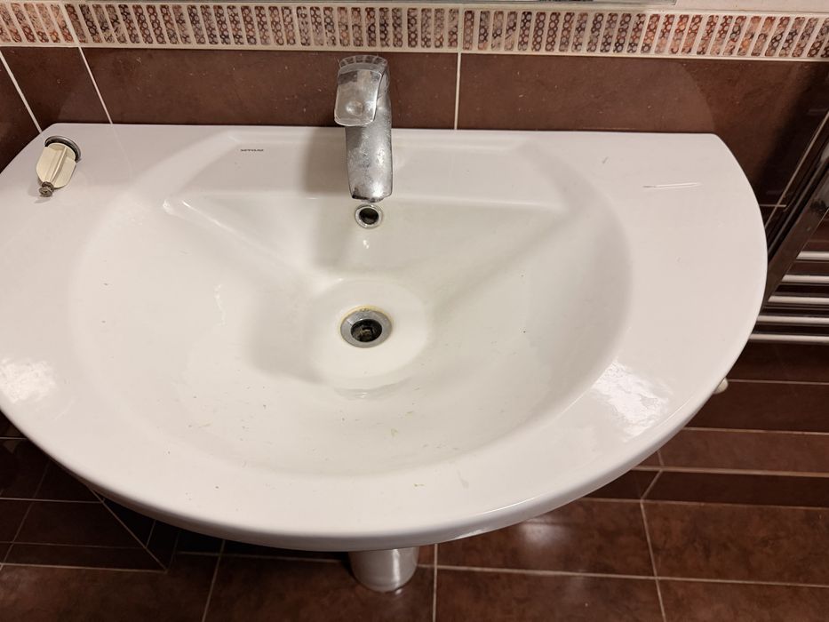 Продам раковину в отличном состояний