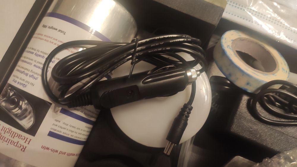 Продавам чисто нов комплект за химическо полиране на фарове и стопове