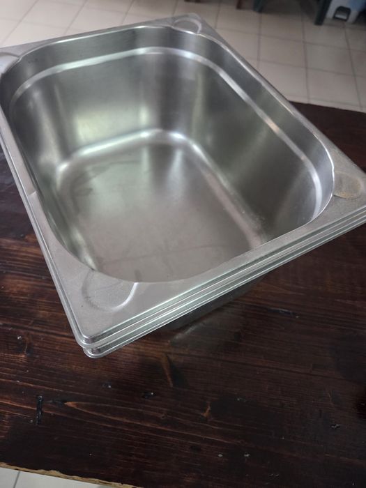 Vand gn-uri inox pt vitrina rece