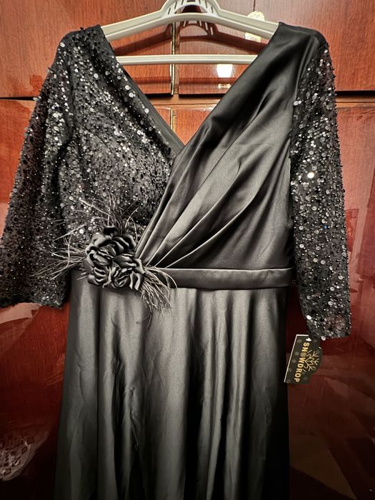 Rochie Ocazie Neagră cu Paiete si Floare, Noua cu etichetă