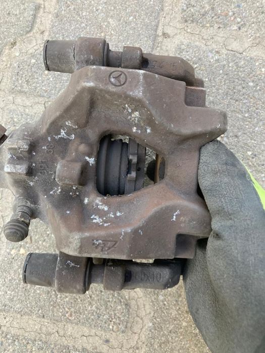 Etriere mercedes w204