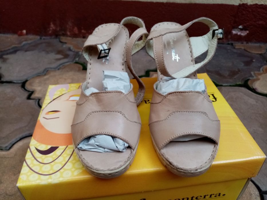 Sandale femei Benvenuti 36