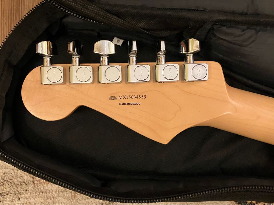 Fender Stratocaster