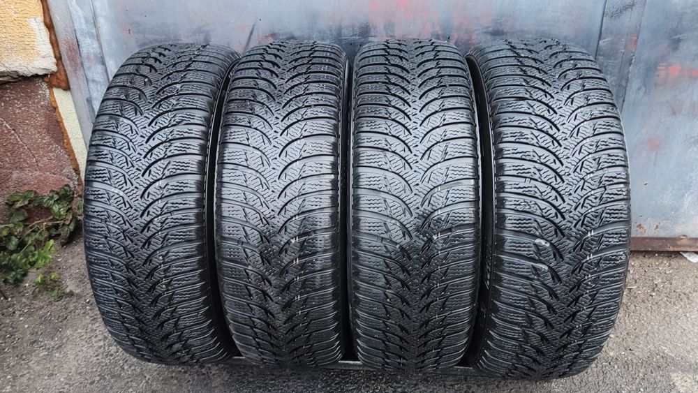 зимни гуми 195/65/15 Kumho Winter Craft 
dot2520
6.9mm
 Добро състояни