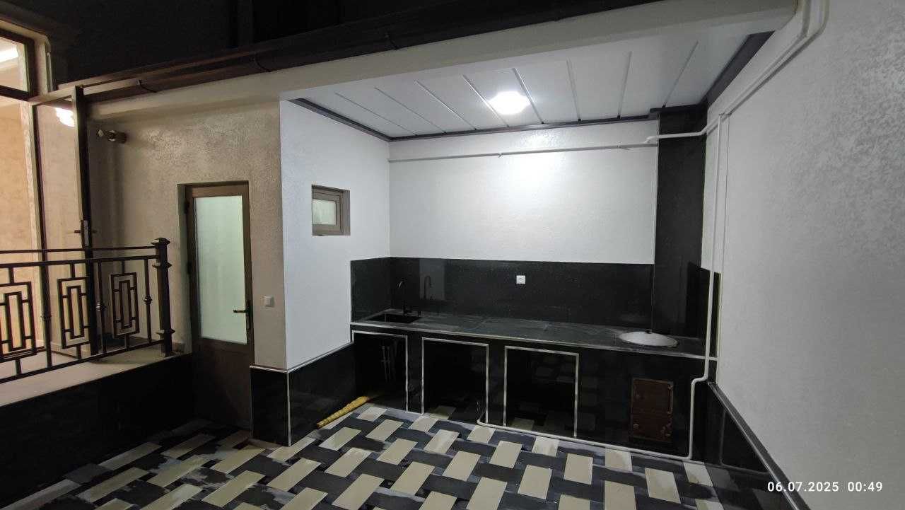 Срочно продаётся дом 255 м² с евро ремонтом, Мирзо-Улугбек, Лимонария
