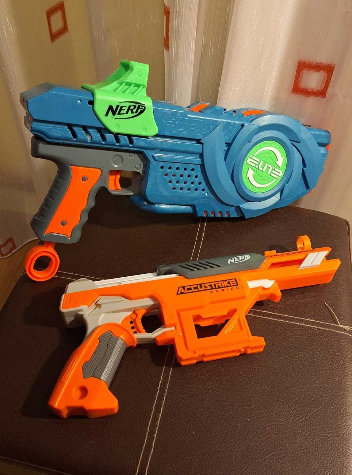 Nerf Blaster Elite 2.0 Flip 8 si Nerf Accustrike Falconfire