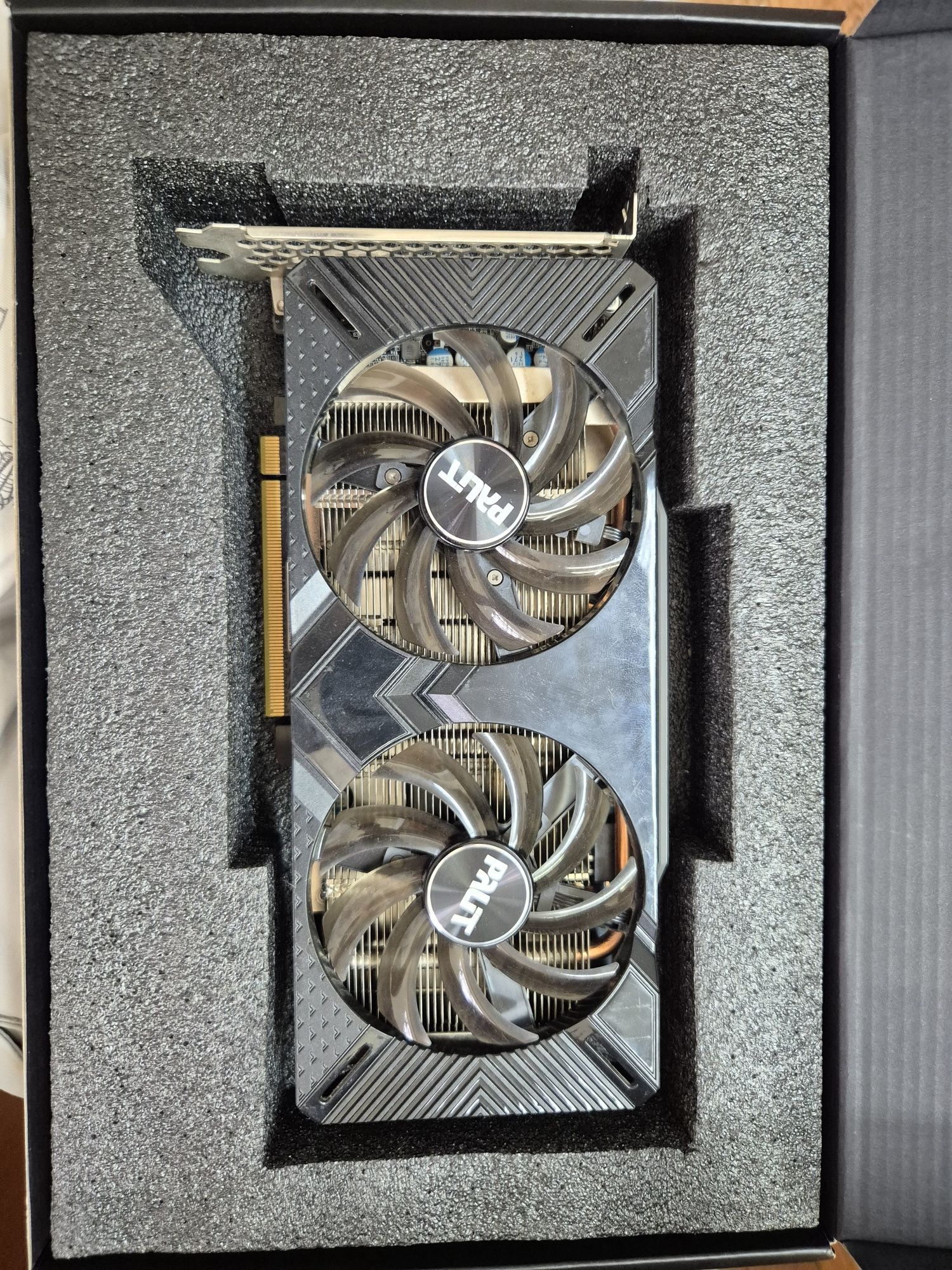 Продам видеокарту 1660 super