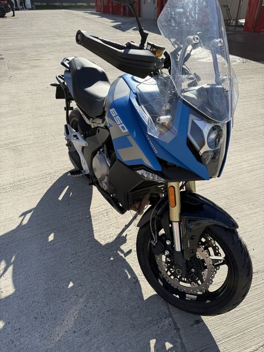 CF MOTO 650 MT 2022