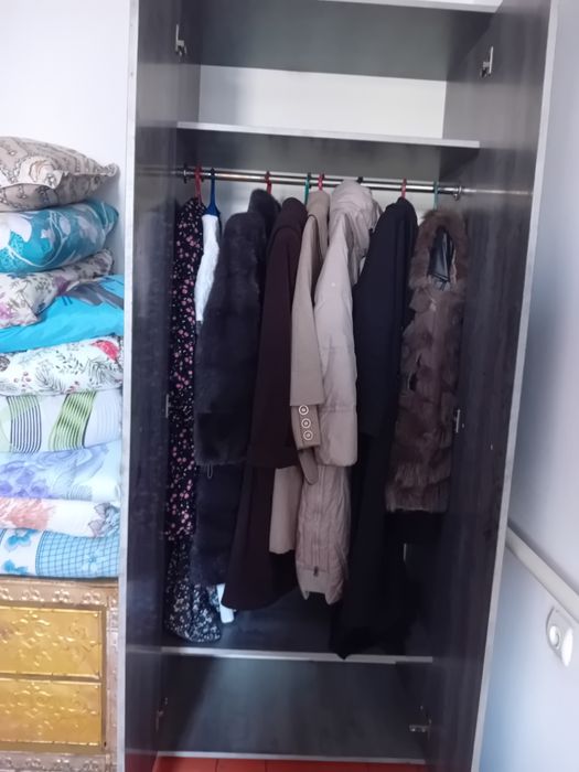 Продаётся шкаф шифонер