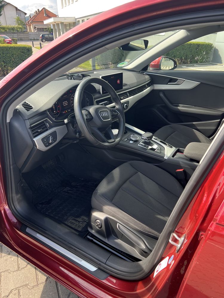 Vand AUDI A4 Avant