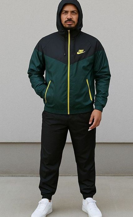 Шушлеков екип Nike
