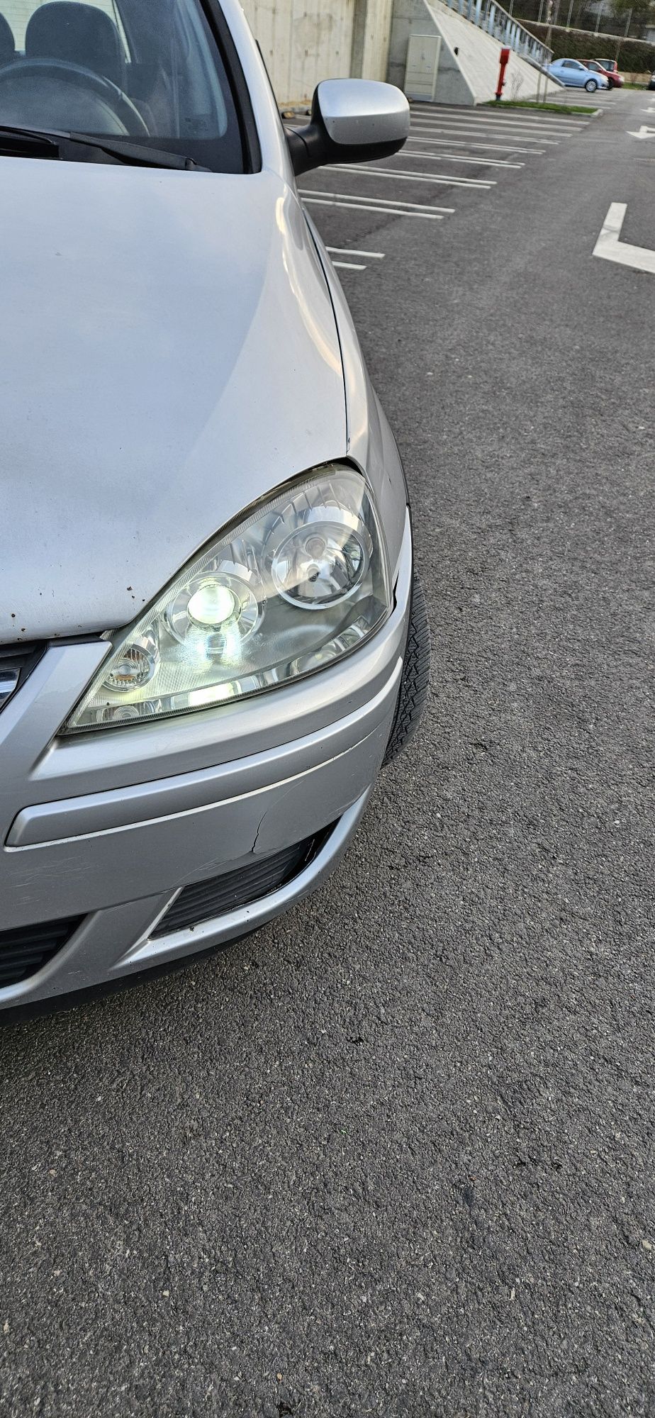 Opel Corsa 1.2 twinport 2005 far led, semi piele, sau Volkswagen Polo