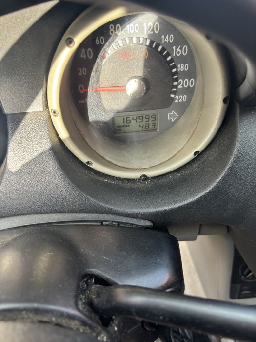 Mașină Volkswagen POLO de vânzare