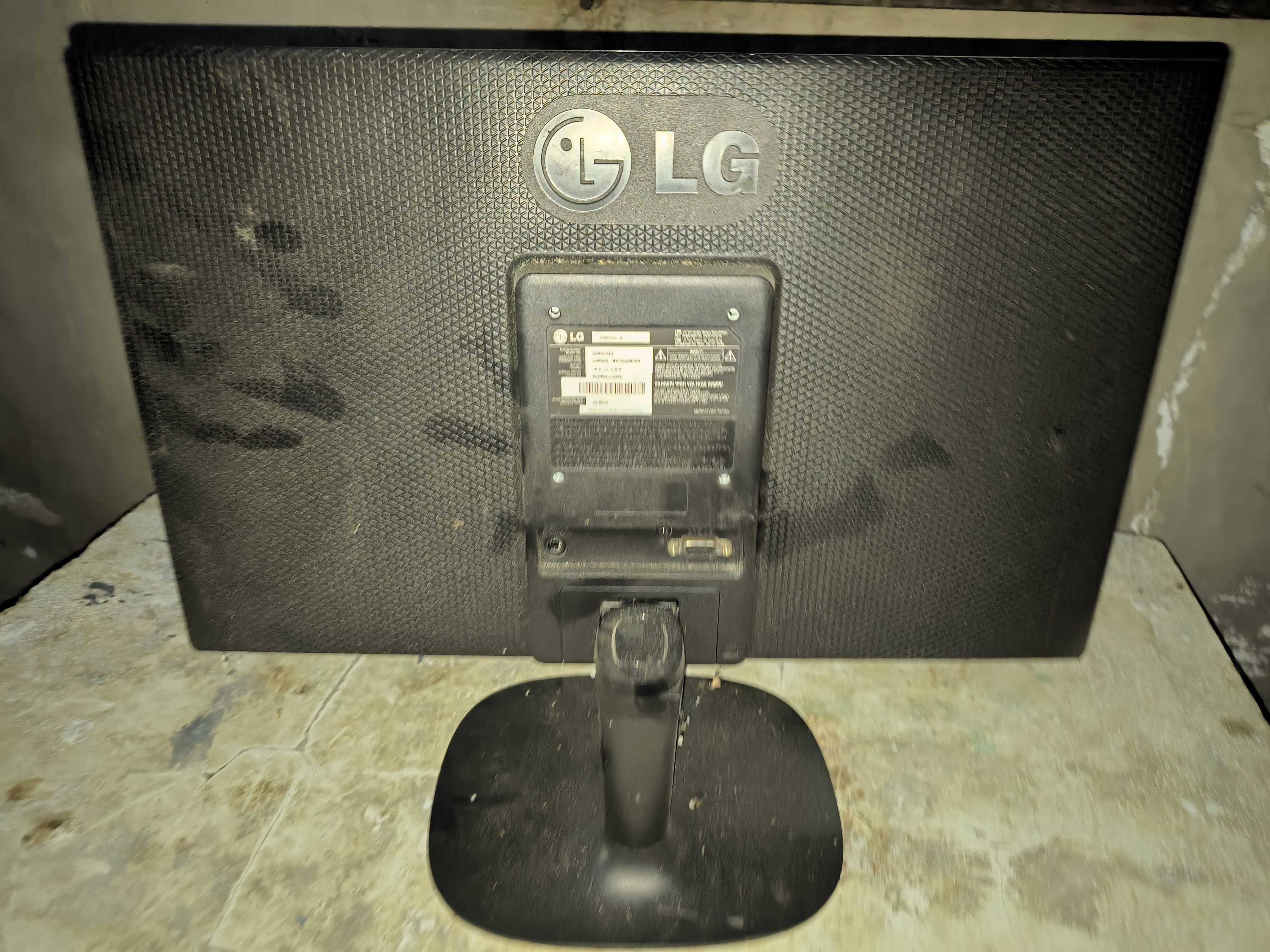 Монитор LG,в хорошем состоянии
