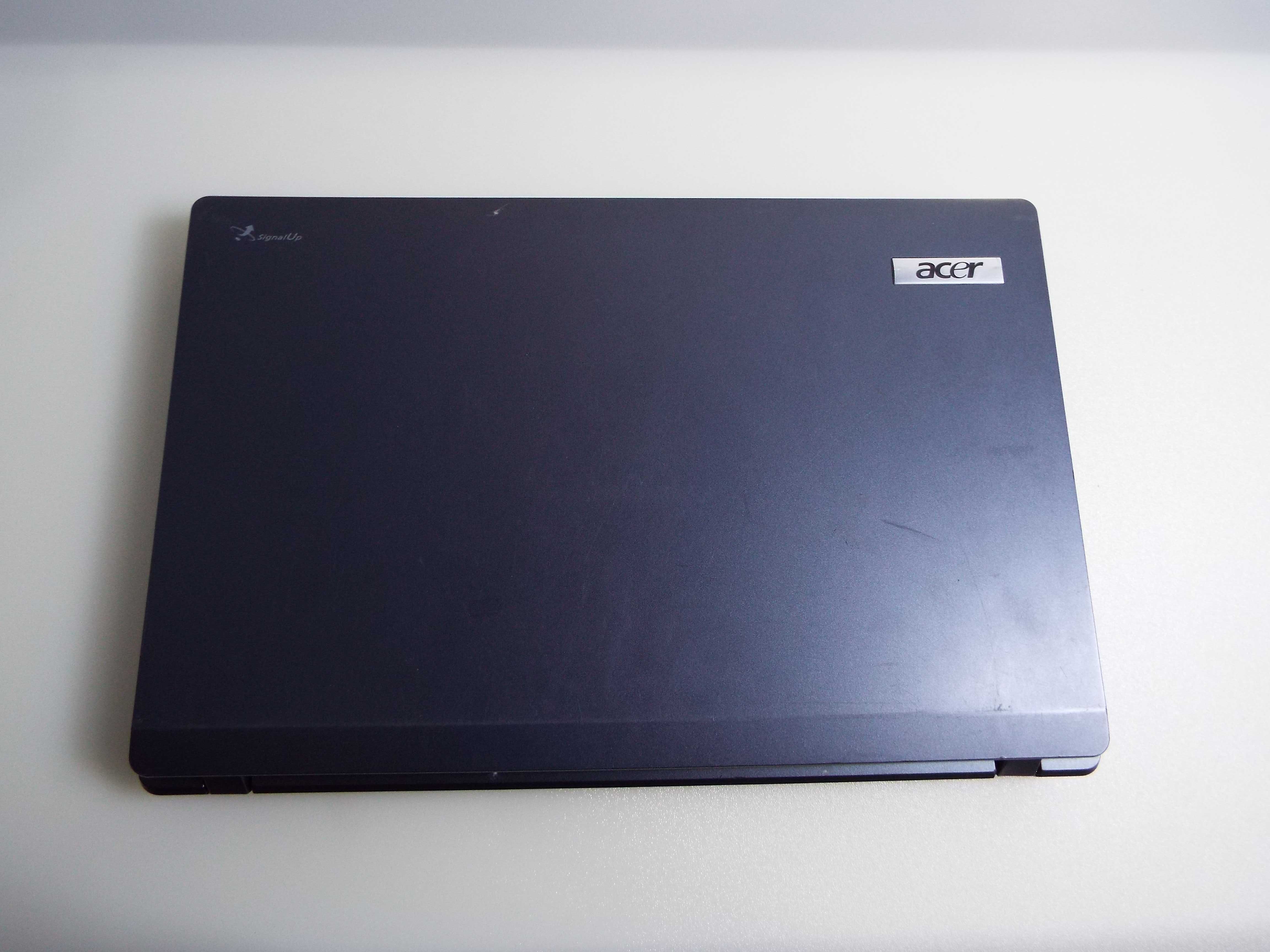 laptop Acer Travelmate core i3