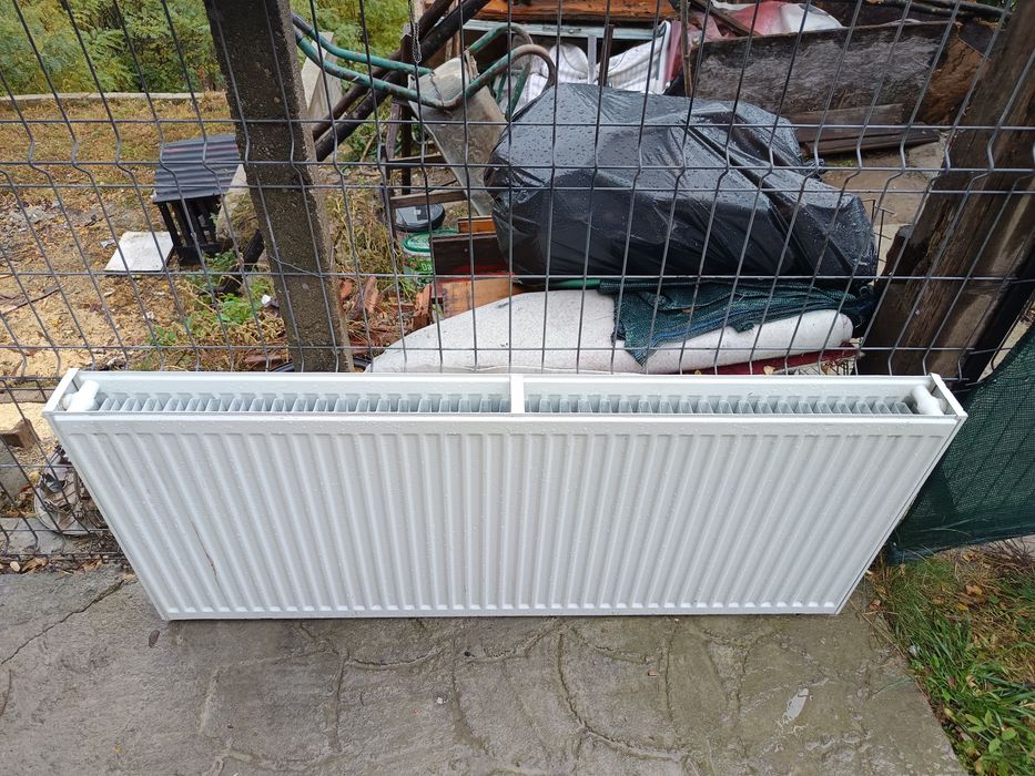 Vând calorifere folosite dar în stare bună