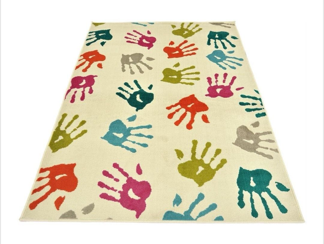 Детски шарен килим