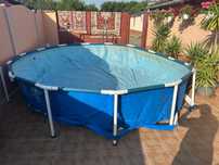 Vand piscină nouă URGENT