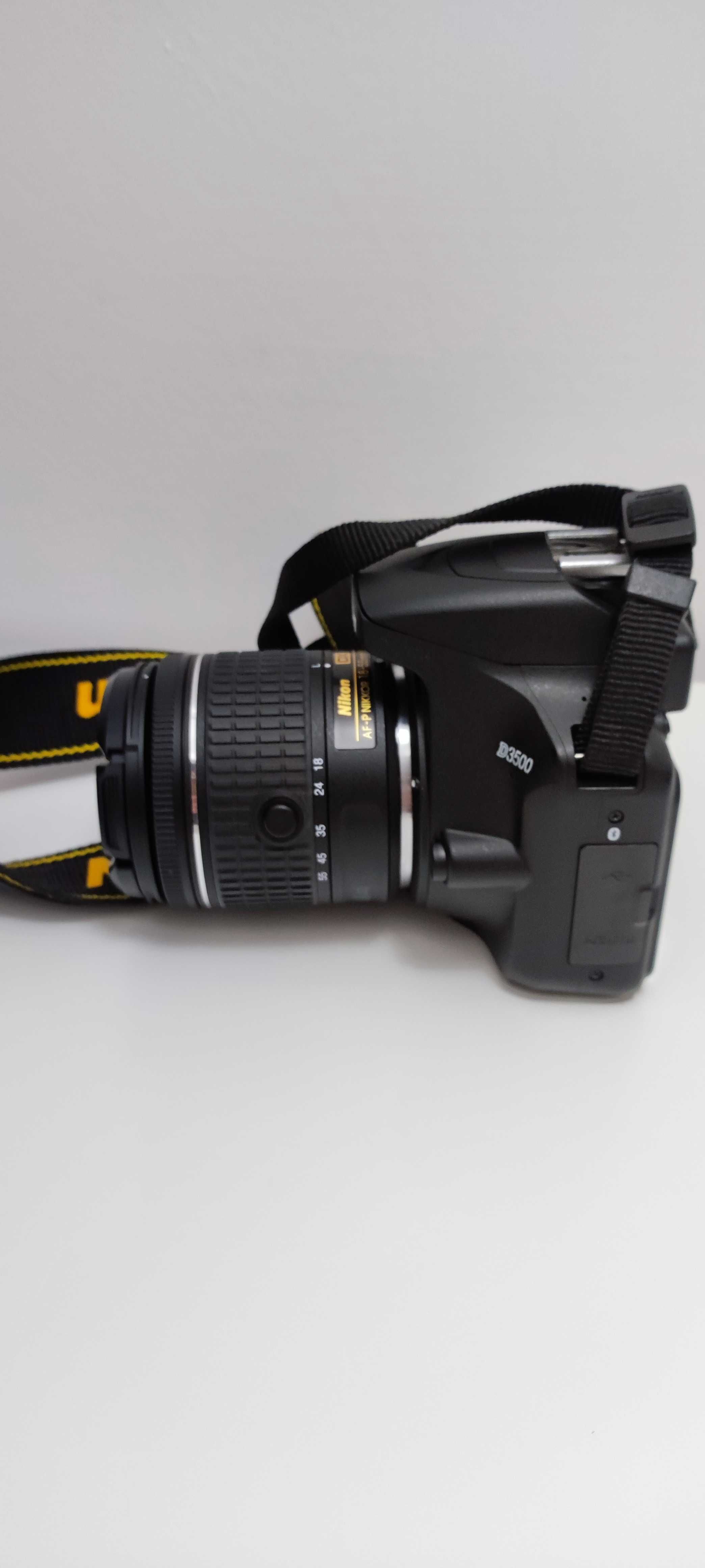 Aparat foto DSLR Nikon D3500