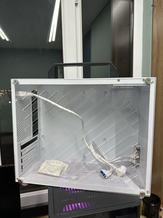 корпус пк мини ITX