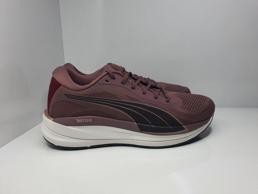 Маратонки Puma Magnify Nitro

Чисто нови с кутия. 

Размер 41 стелка 2