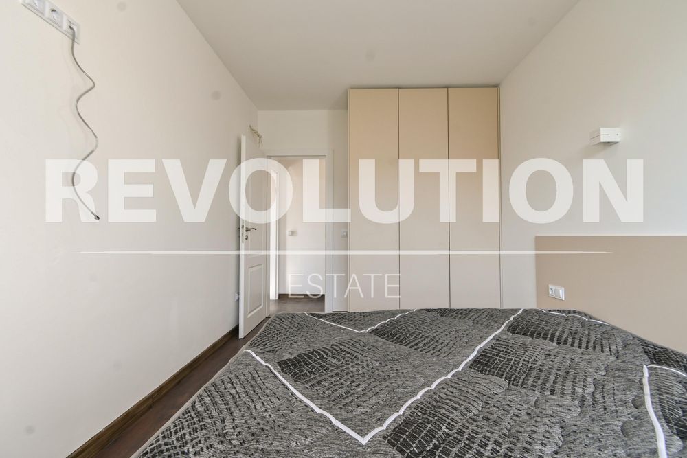 Дава се под наем Тристаен апартамент в София, Люлин 10 - 85 кв.м за 700 € - Снимка #6