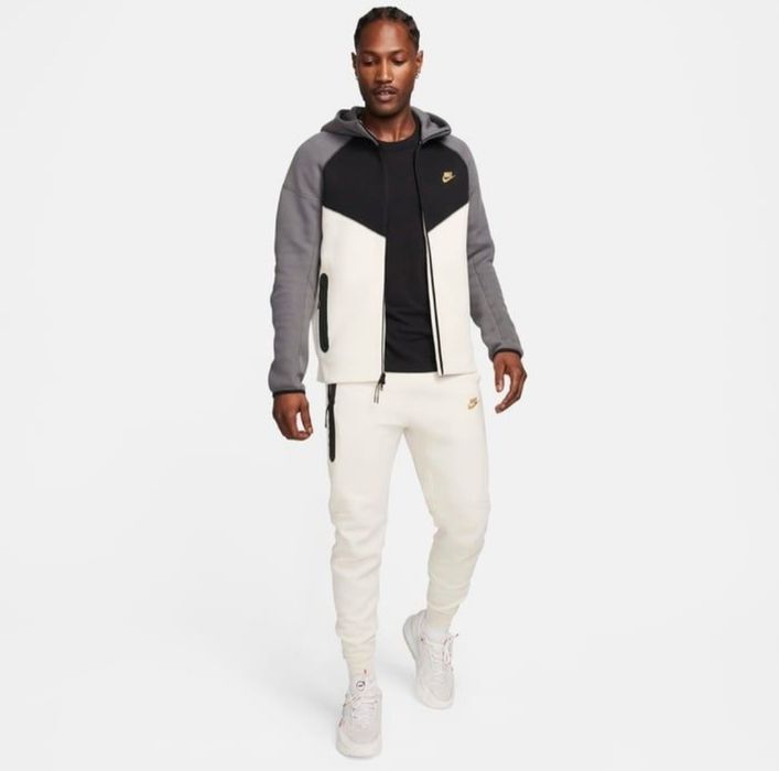 Nike Tech Fleece WindRunner Sportswear