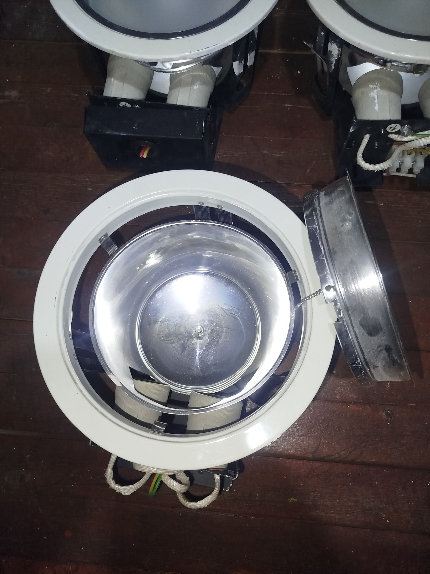 Led lampala sotiladi