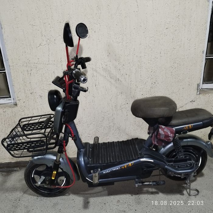 Skuter b/u 4100 probeg