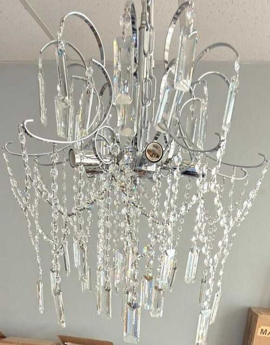 Candelabru cu un design deosebit