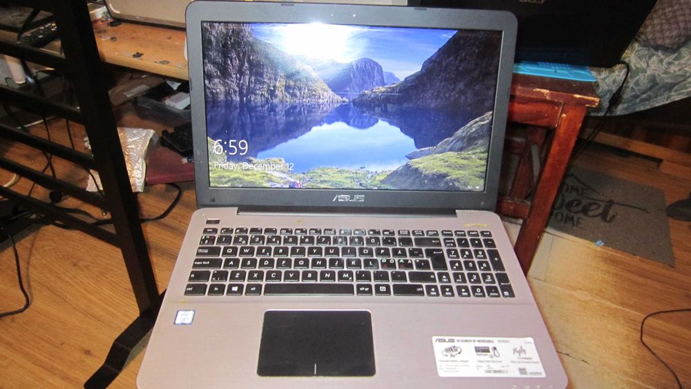 Laptop ASUS I5 GEN 5 X555LAB
