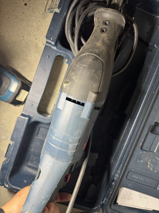 Fierastrau sabie Bosch profesional pe cablu