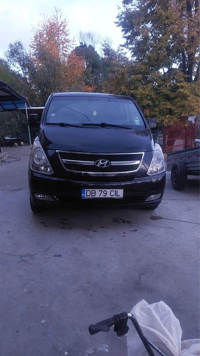 Hyundai H1 Starex 2011