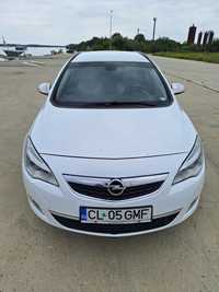 Opel Astra J Sports Tourer