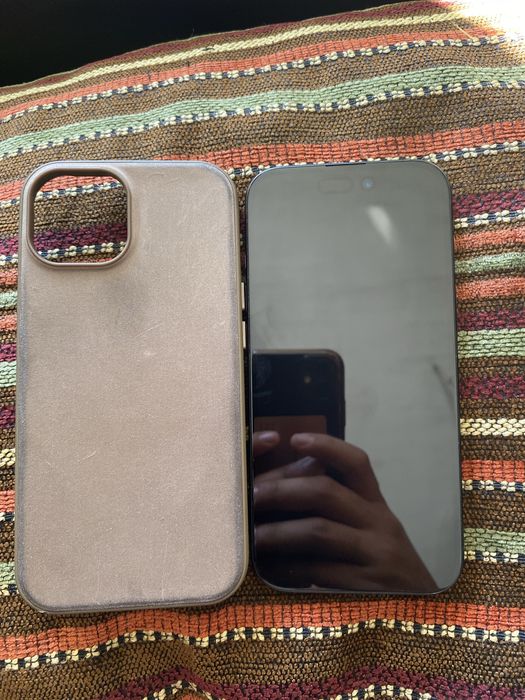 Iphone 15 128gb.