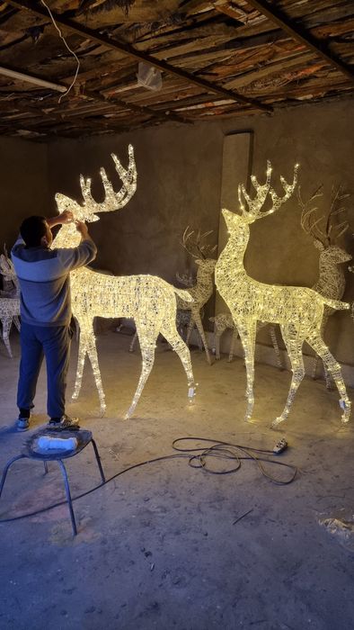 Новогодние олень 2  метра