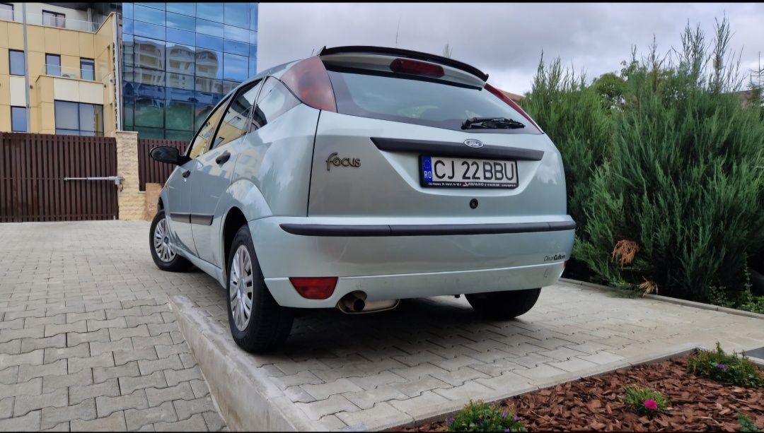Vând Ford Focus 1.6 benzina (vand/schimb sau pt programul rabla)