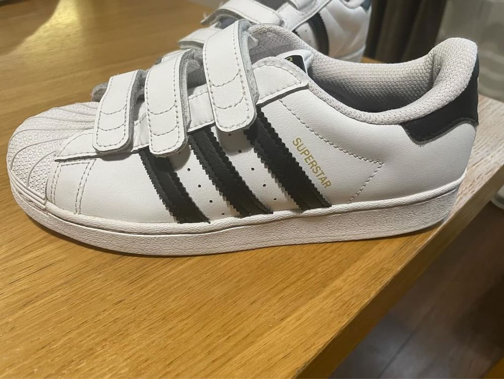 Маратонки Adidas