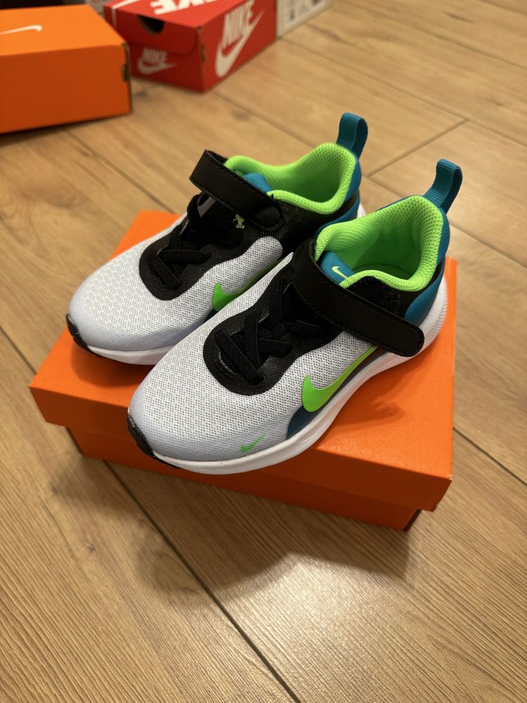 Нови детски Nike Revolution 7