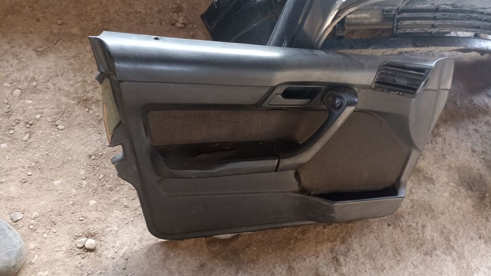 Салонные Обшивки на БМВ Е34