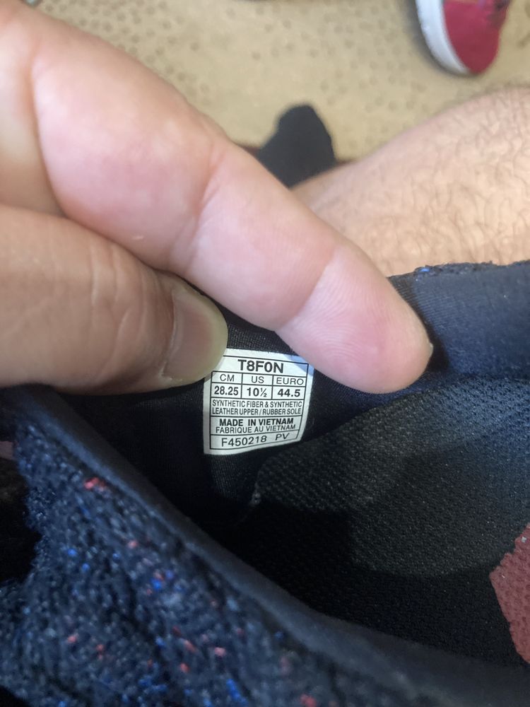 Маратонки Asics и Timberland