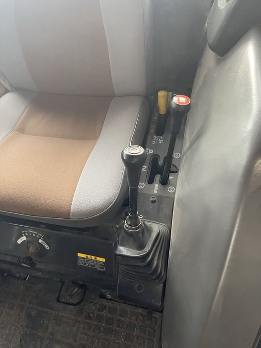 Vand Mitsubishi mt336 33 de cai