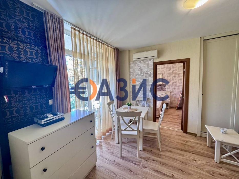 Двустаен апартамент в комплекс Dawn Park, 65 кв.м., Слънчев бряг, €92