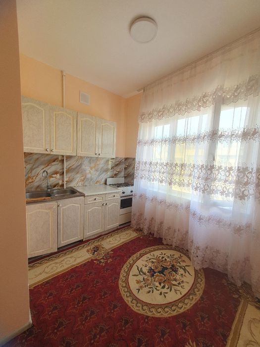 Olmazor tumani Qoraqamish Tansiqboyev-2 oilaga