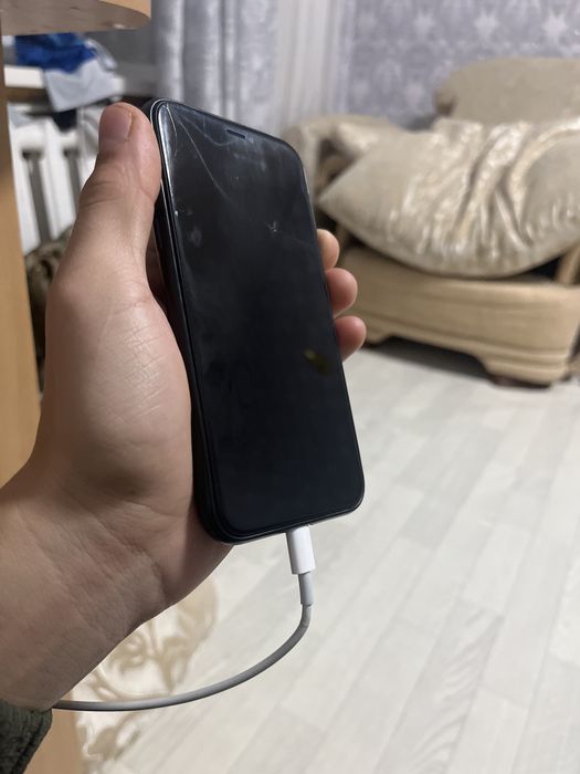 Продам iPhone X