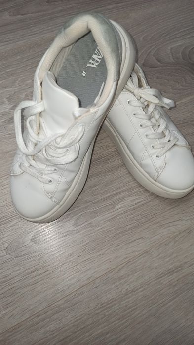 Adidasi ZARA, marime 38, talpa deosebita