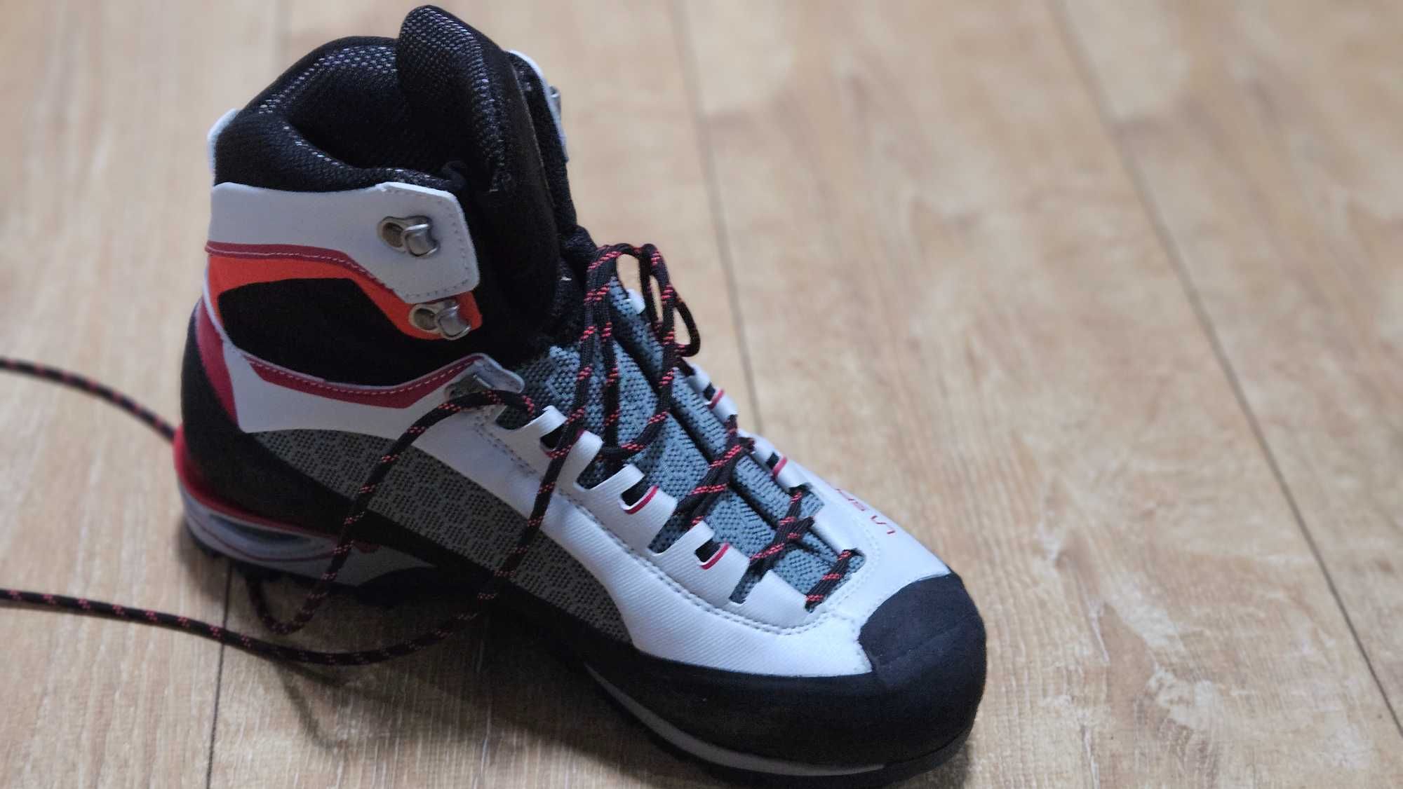 Bocanci trekking dama La Sportiva Trango Tower GTX,nr.41