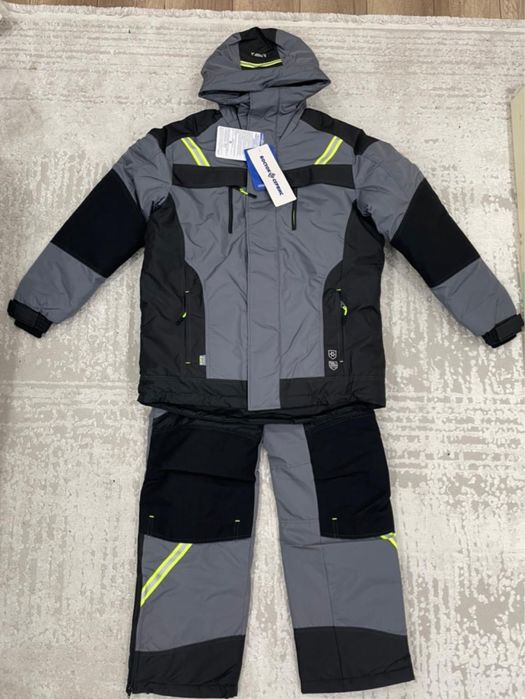 Продам комплект зимней спецодежды