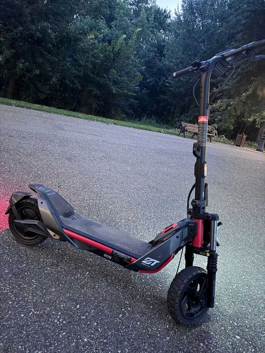 Segway ZT 3 PRO – aproape nouă, doar 23 km, viteză max. 40 km/h